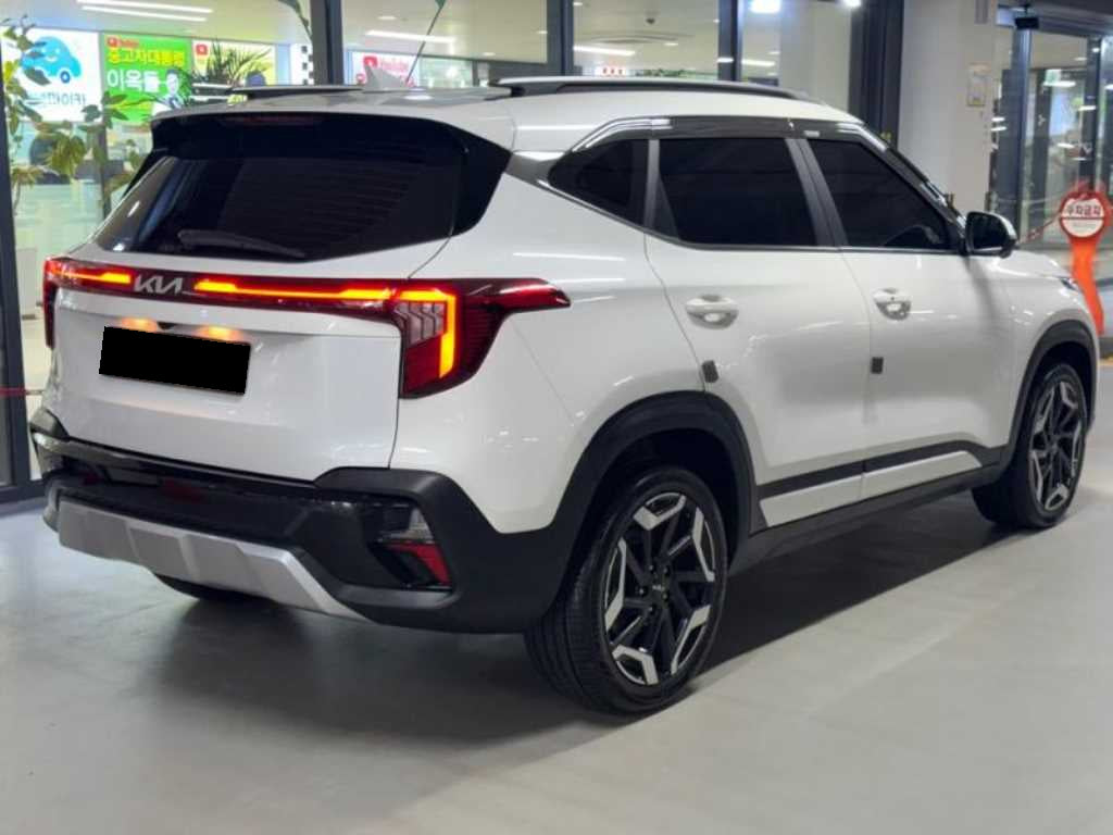 Kia Seltos — photo 04