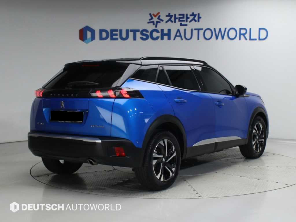 Peugeot 2008 — photo 02