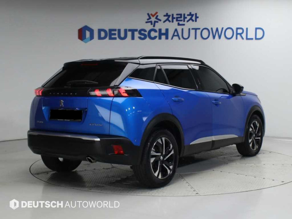 Peugeot 2008 — photo 02