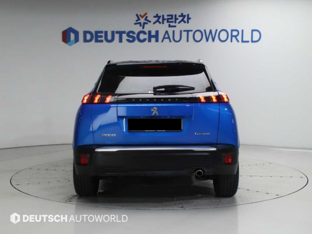 Peugeot 2008 — photo 04
