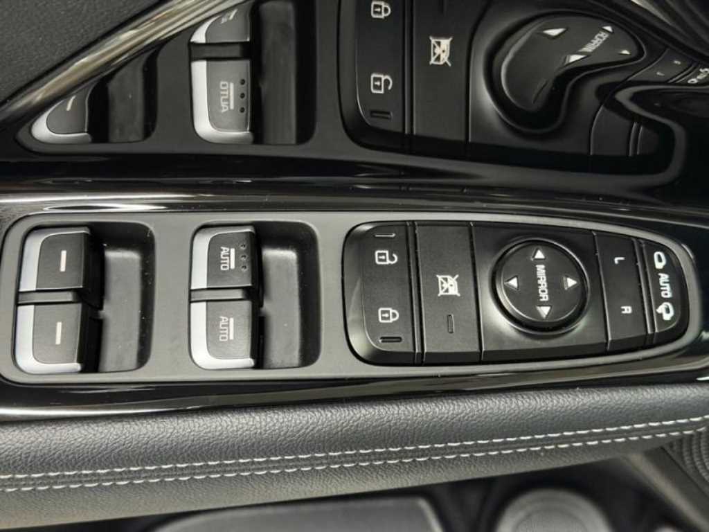 Kia Niro — photo 14