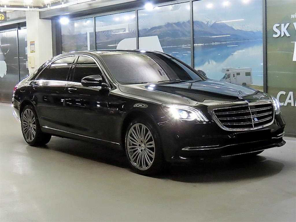Mercedes-Benz S-Class — photo 01