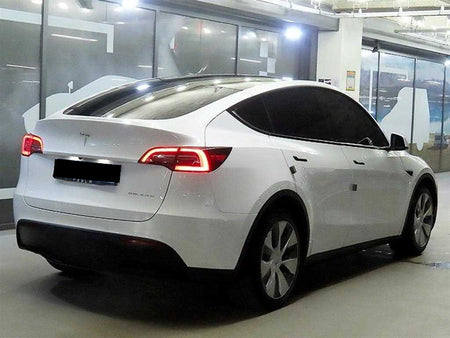Tesla Model Y — photo 04