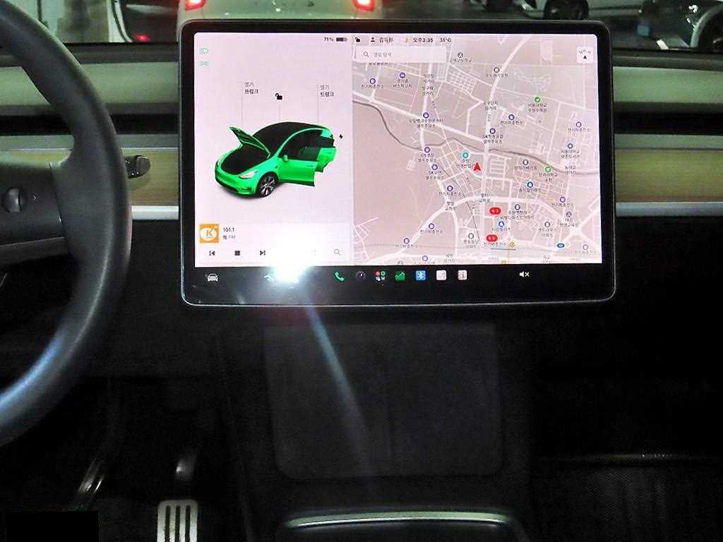Tesla Model Y — photo 11