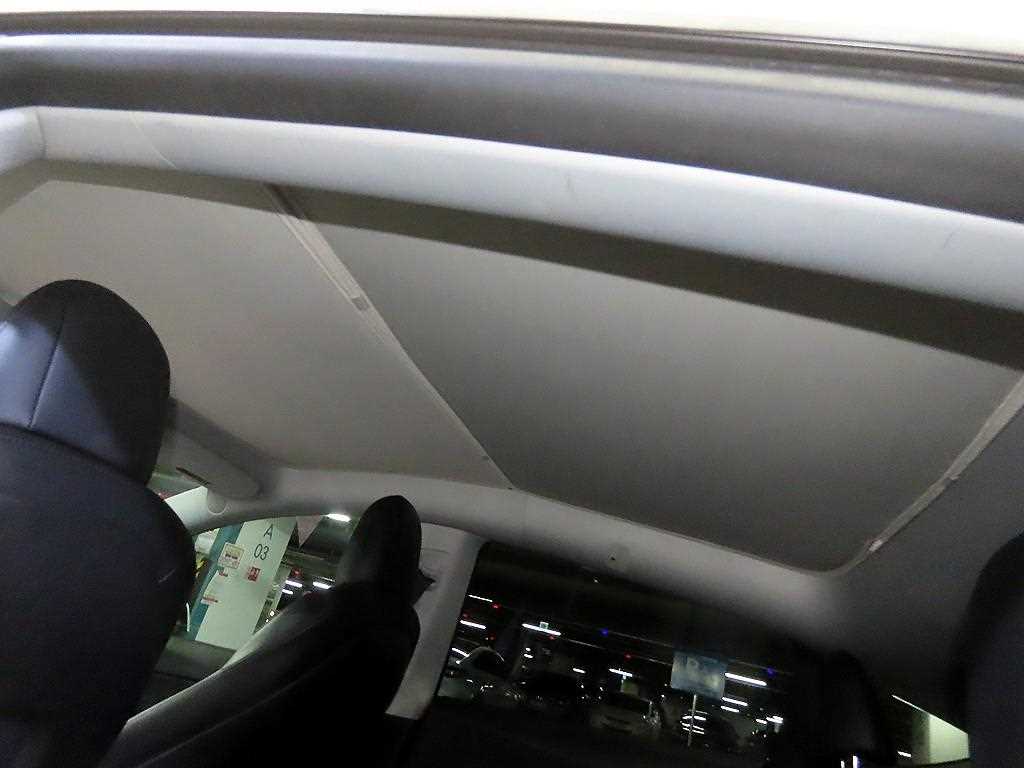 Tesla Model Y — photo 16
