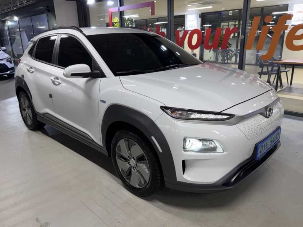 Hyundai Kona — photo 03