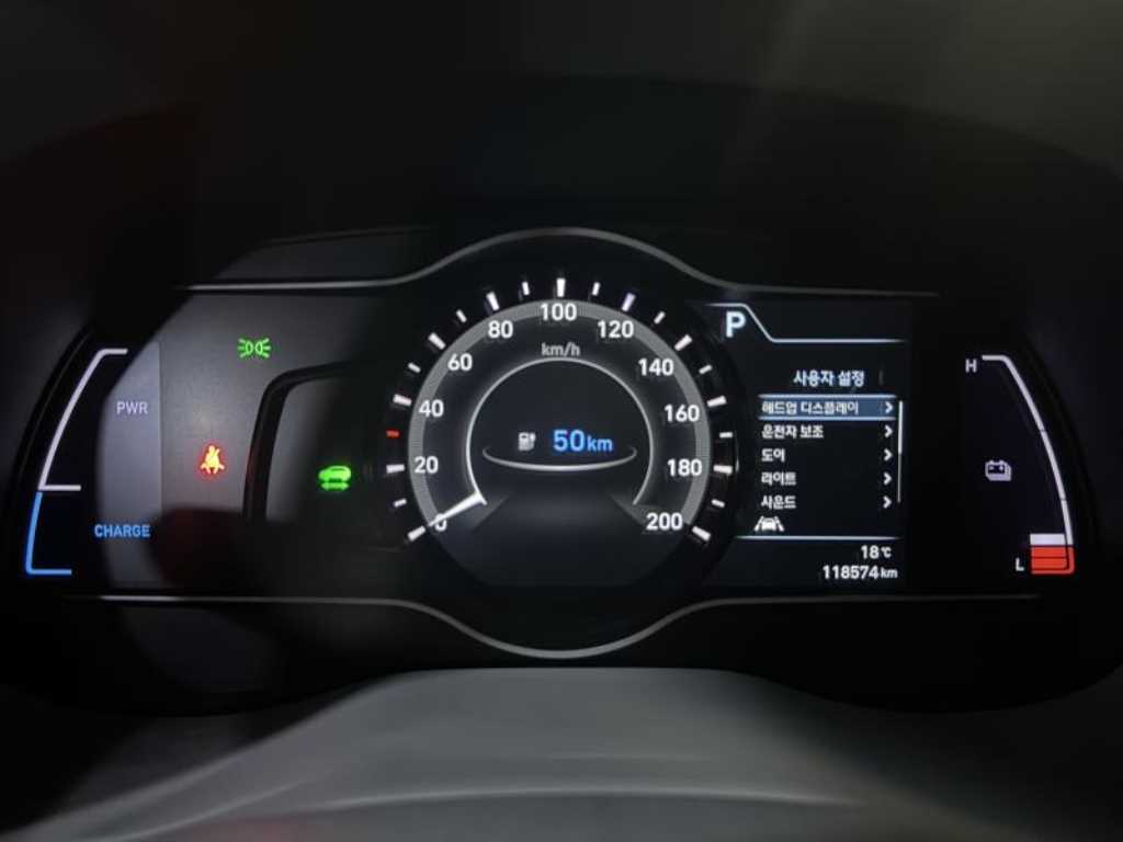 Hyundai Kona — photo 09