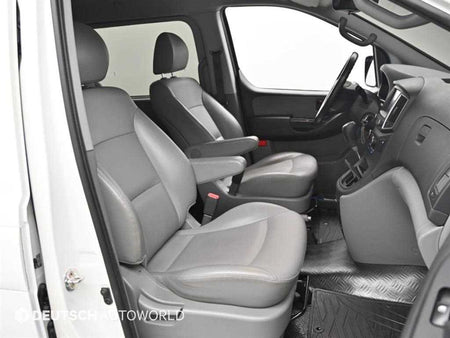 Hyundai Starex — photo 10