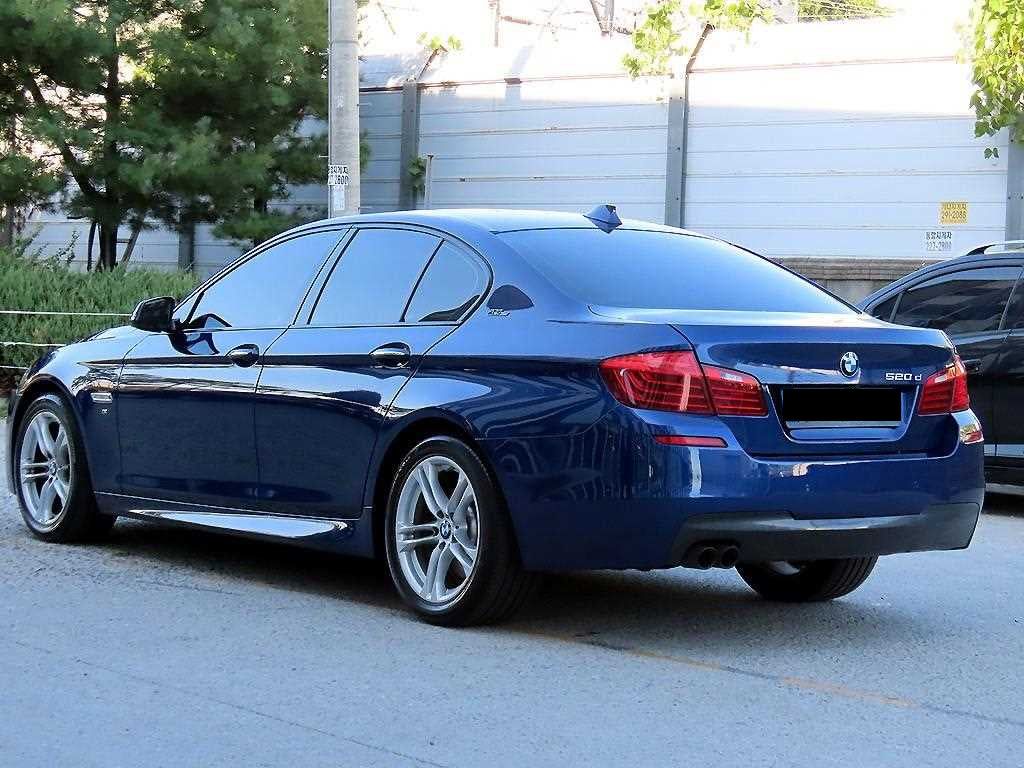 BMW 5-Series — photo 03
