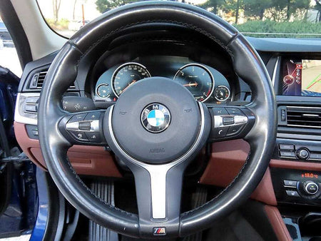 BMW 5-Series — photo 08