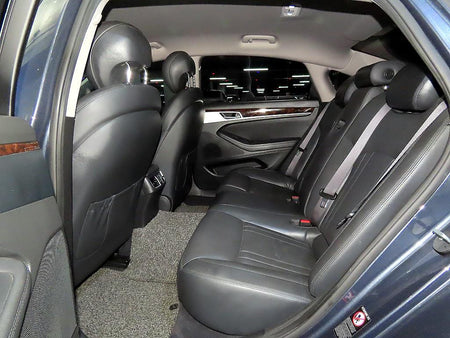 Hyundai Genesis — photo 07