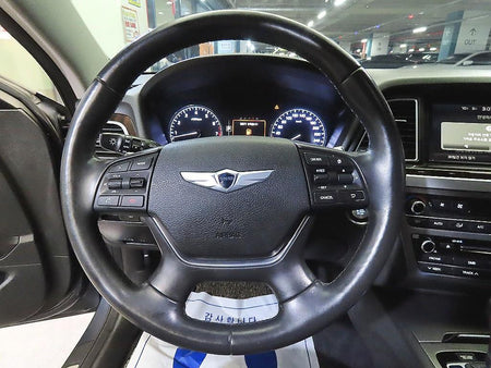 Hyundai Genesis — photo 08