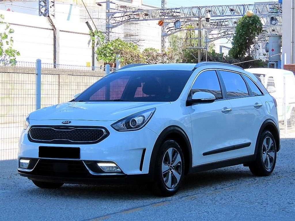 Kia Niro — photo 02