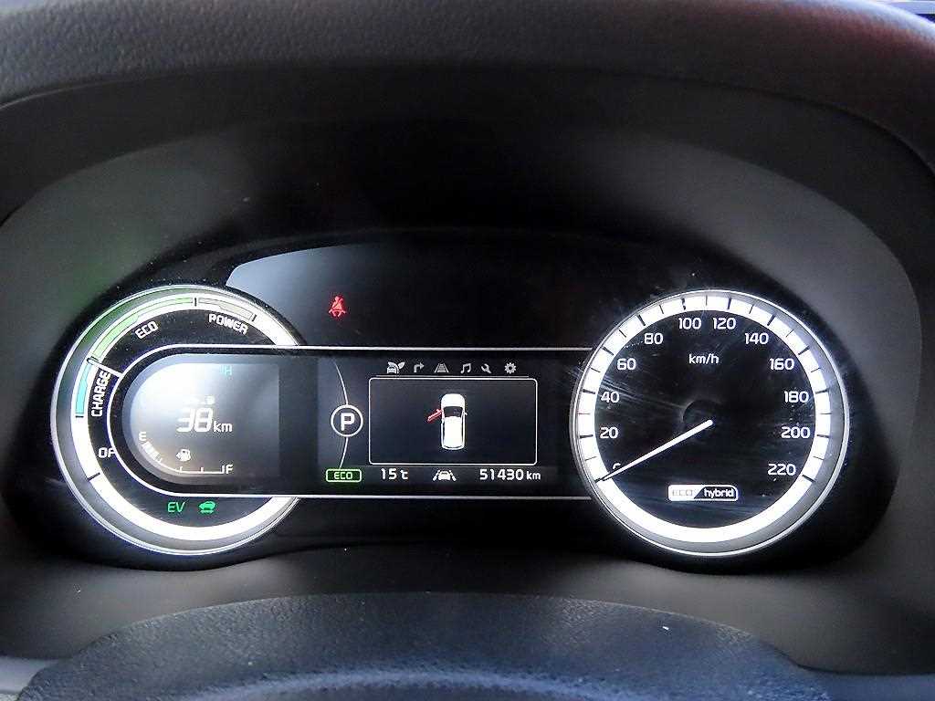 Kia Niro — photo 09