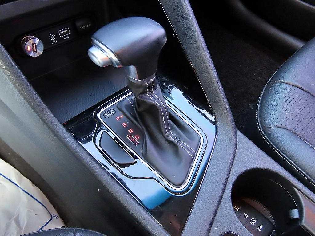 Kia Niro — photo 10