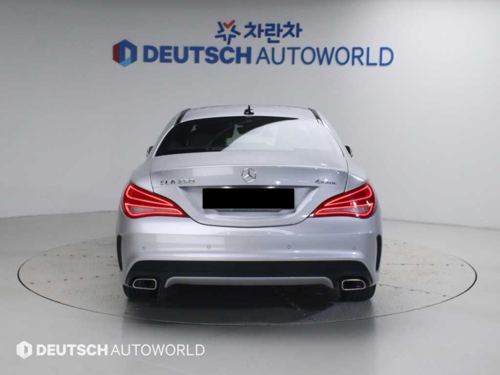 Mercedes-Benz CLA-Class — photo 04