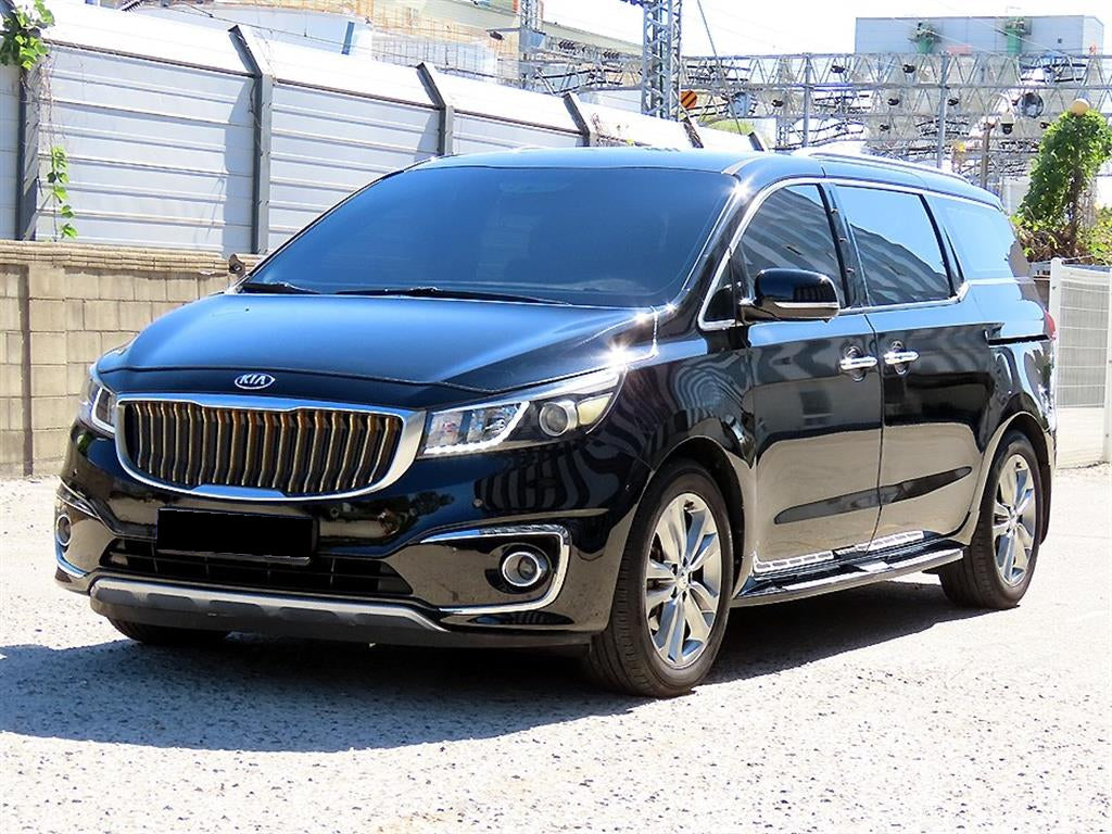 Kia Carnival — photo 02