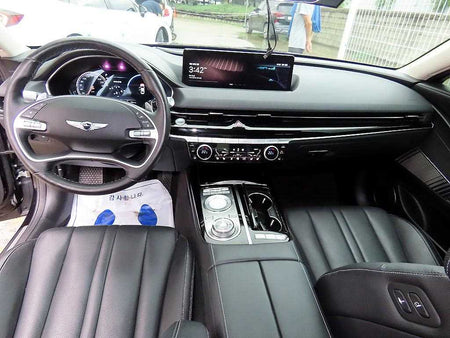 Genesis G80 — photo 07