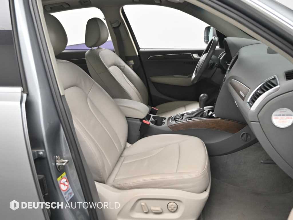 Audi Q5 — photo 10