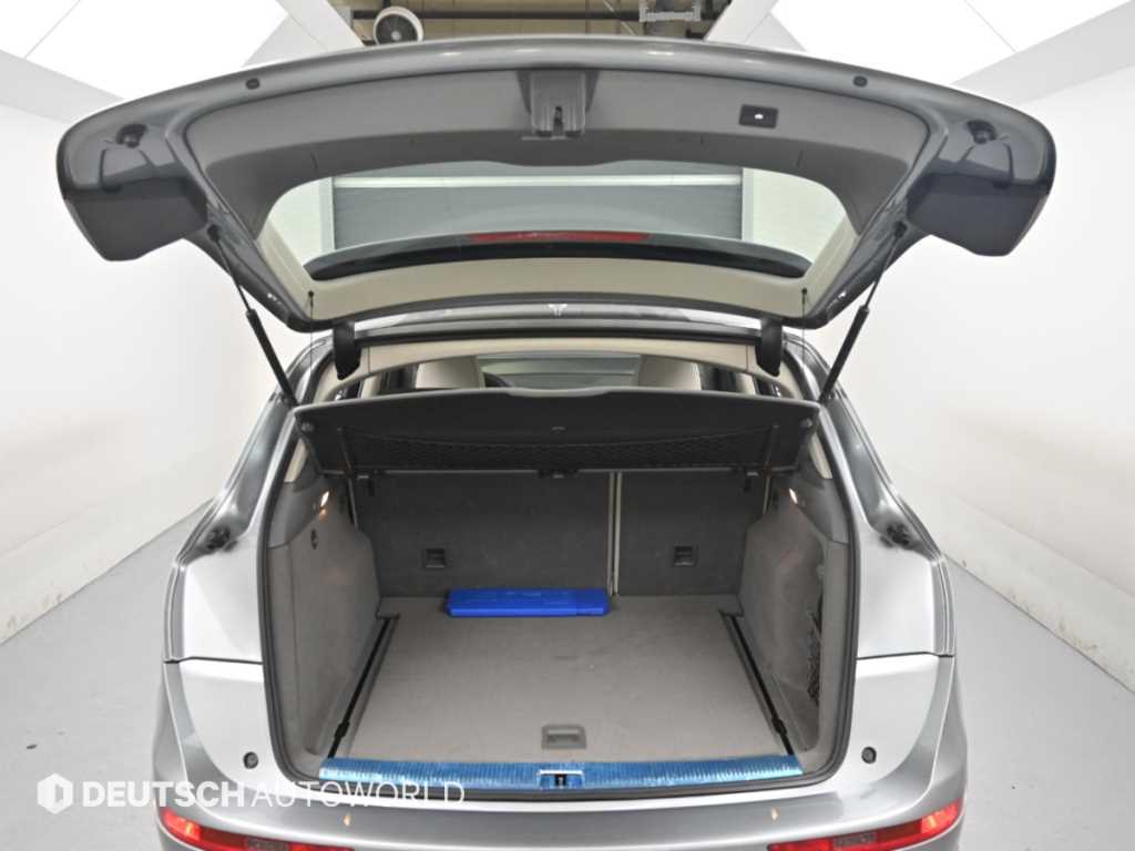 Audi Q5 — photo 19
