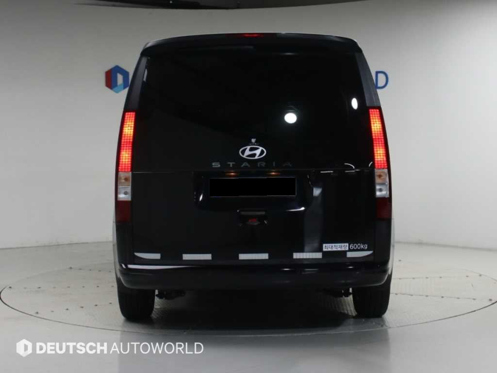 Hyundai Staria — photo 04