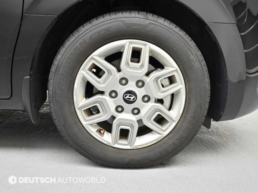 Hyundai Staria — photo 05