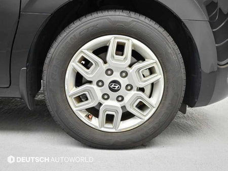 Hyundai Staria — photo 05