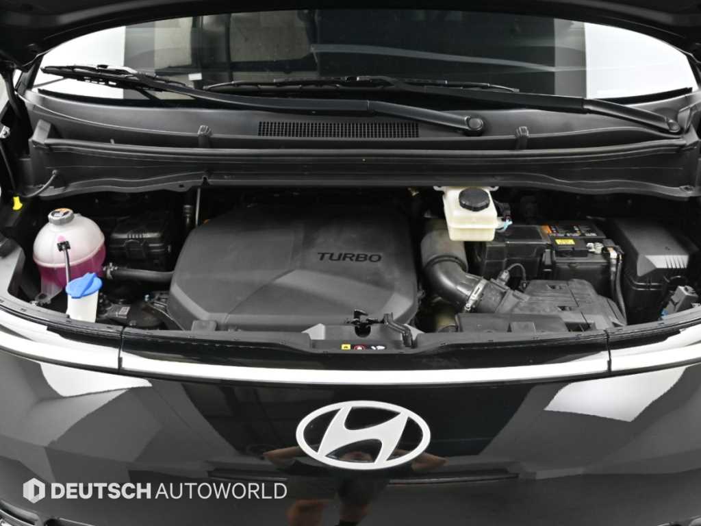 Hyundai Staria — photo 06