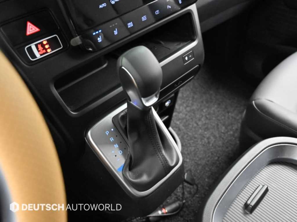 Hyundai Staria — photo 09