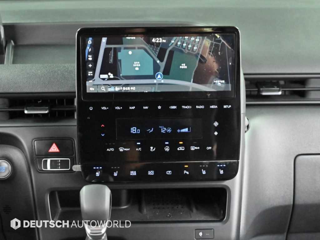 Hyundai Staria — photo 14