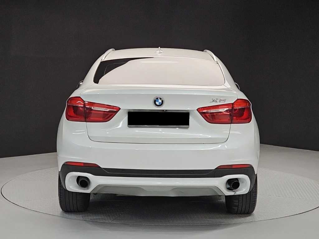 BMW X6 — photo 03