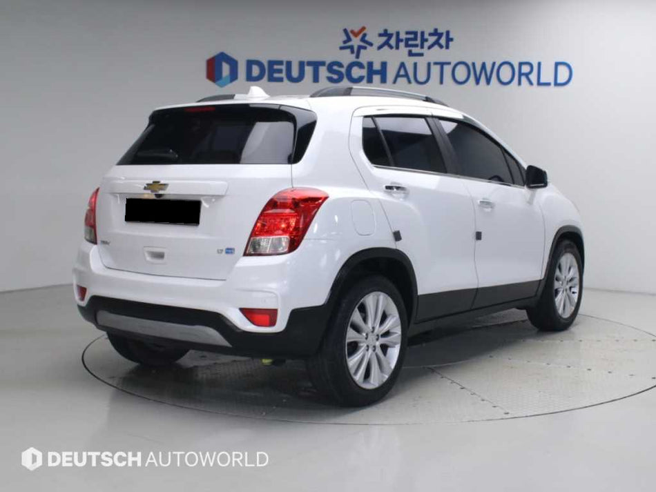 CHEVROLET Trax — photo 02