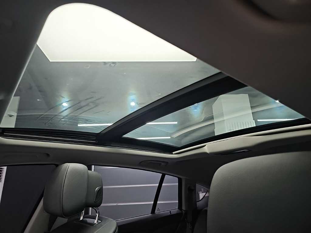 BMW Gran Turismo — photo 14