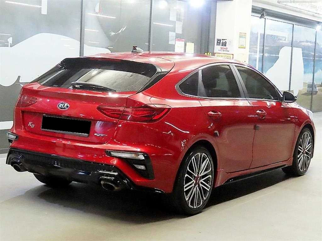 Kia K3 — photo 04