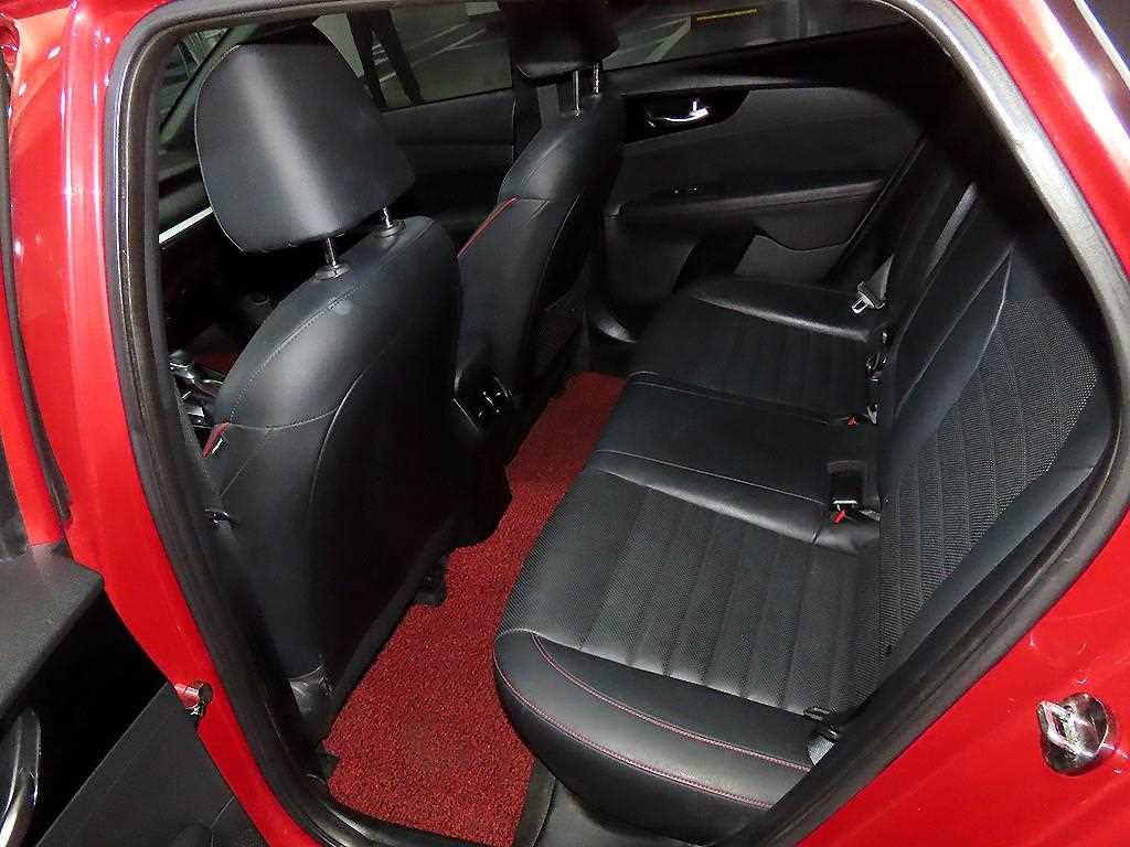 Kia K3 — photo 07