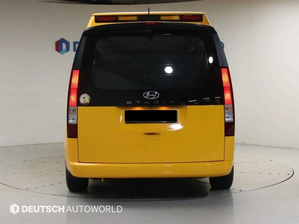 Hyundai Staria — photo 04