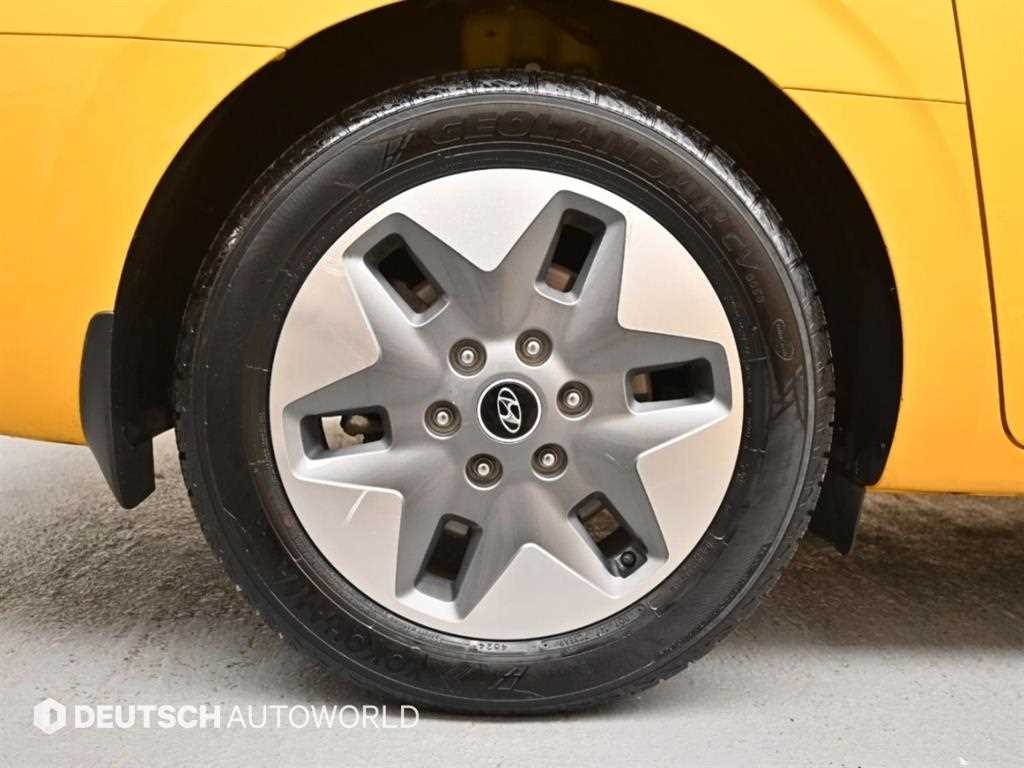Hyundai Staria — photo 05