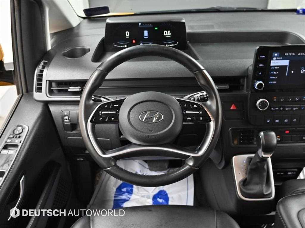 Hyundai Staria — photo 13