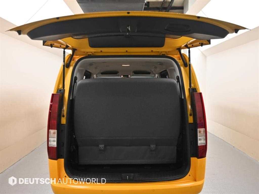 Hyundai Staria — photo 19