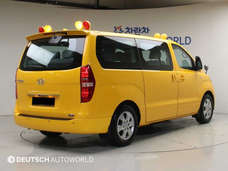 Hyundai Starex — photo 02