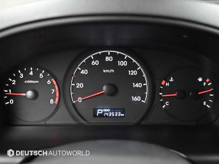 Hyundai Starex — photo 08
