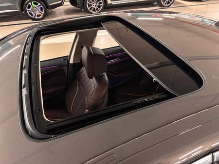 BMW 5-Series — photo 16