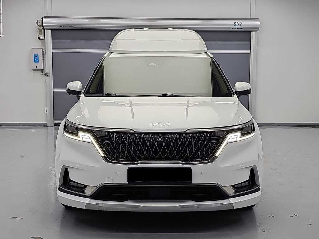 Kia Carnival — photo 02