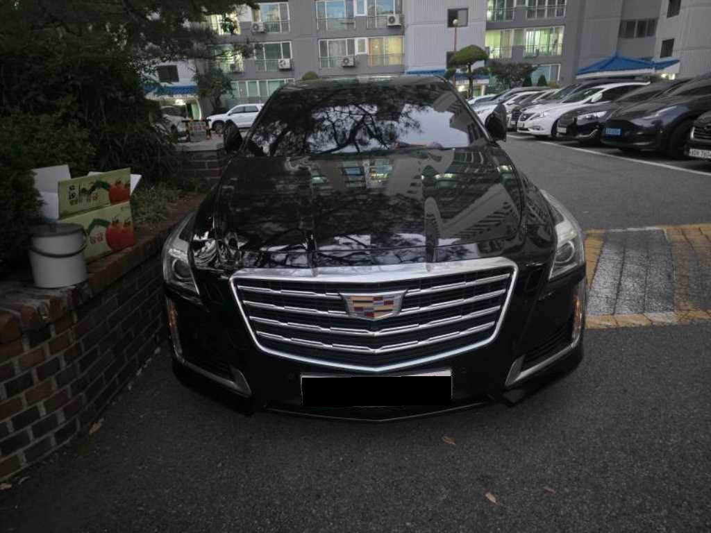 Cadillac CTS — photo 01