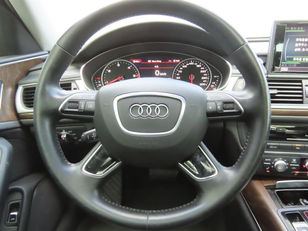 Audi A6 — photo 10