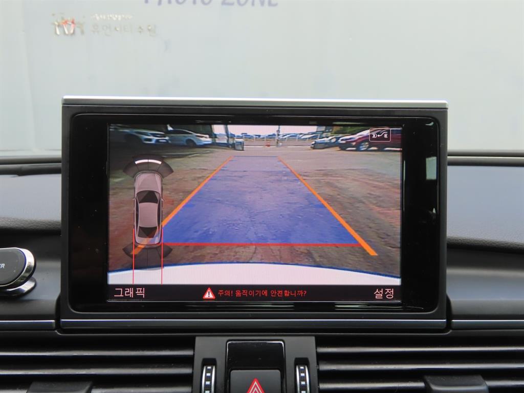 Audi A6 — photo 17
