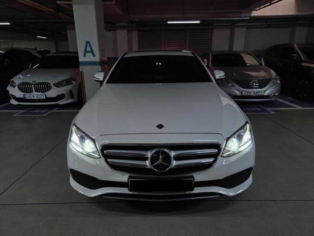 Mercedes-Benz E-Class — photo 01