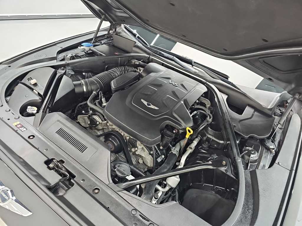 Genesis G80 — photo 05