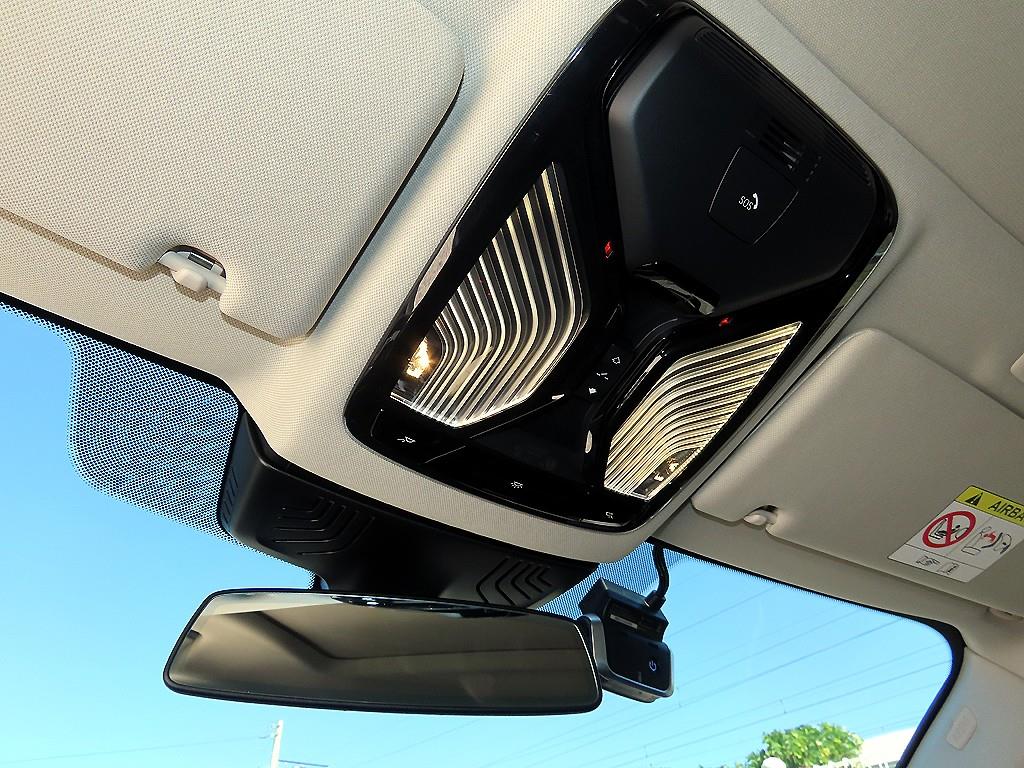 BMW 5-Series — photo 15