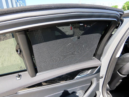 BMW 5-Series — photo 16